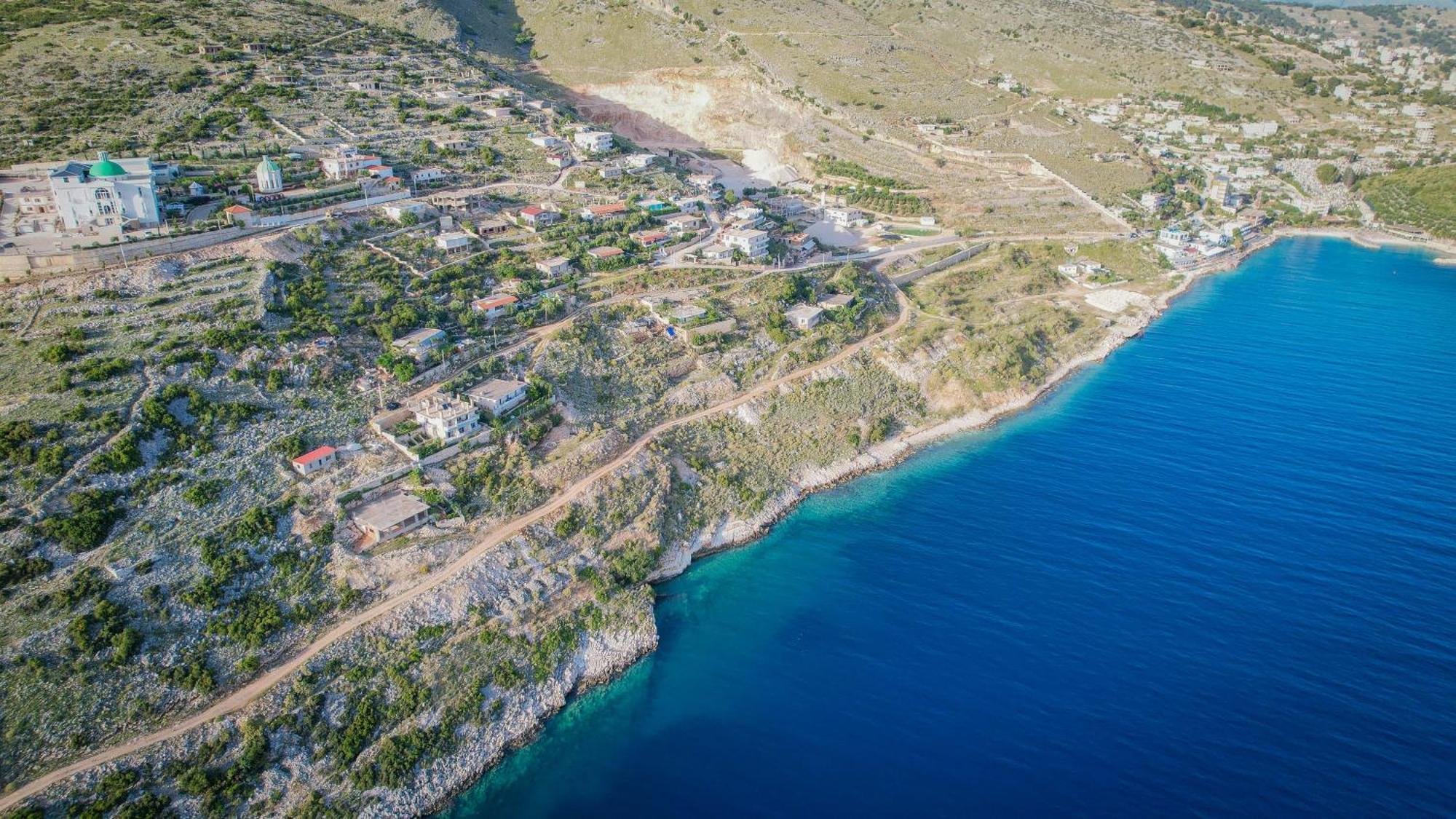 Vila Shakaj Sarandë エクステリア 写真